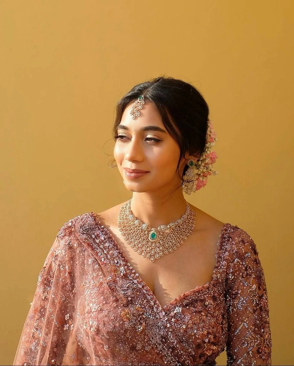Ananya Chhonker, founder of NIVÉ Fine Jewellery